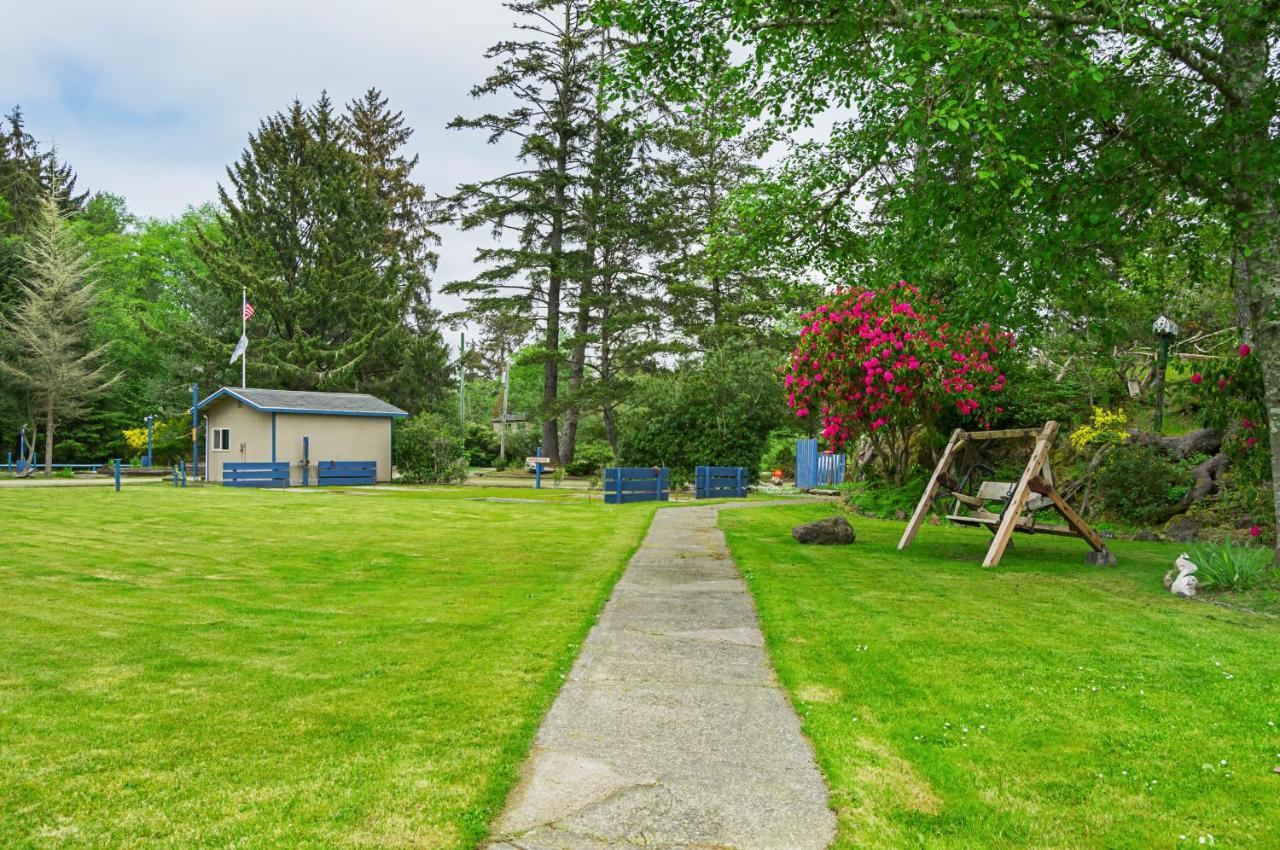 Long Beach Camping Resort Studio Cabin 5 Oceanview Exterior photo